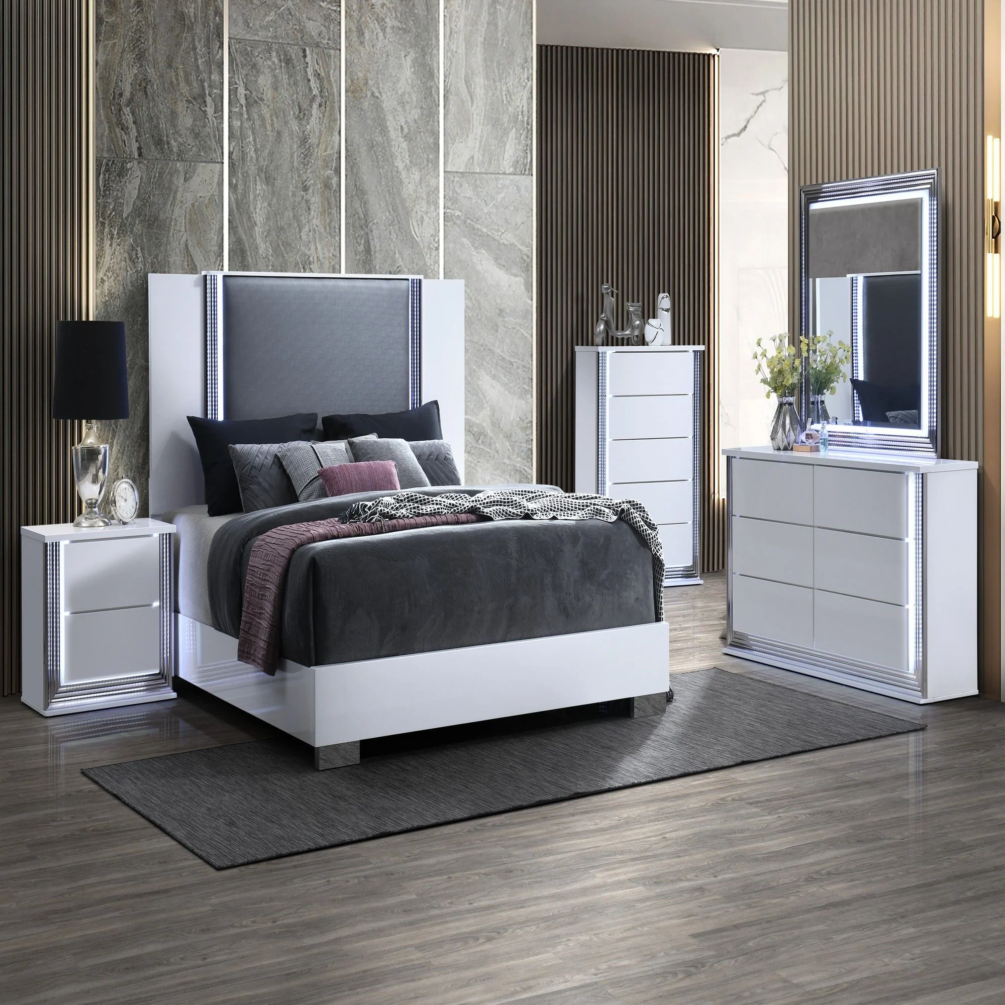 Moon - Smooth Mirror With LED - White - Image 3